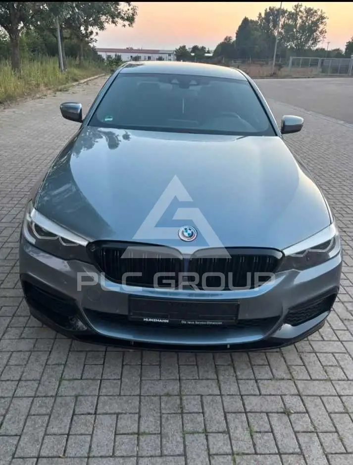 2018 BMW 520