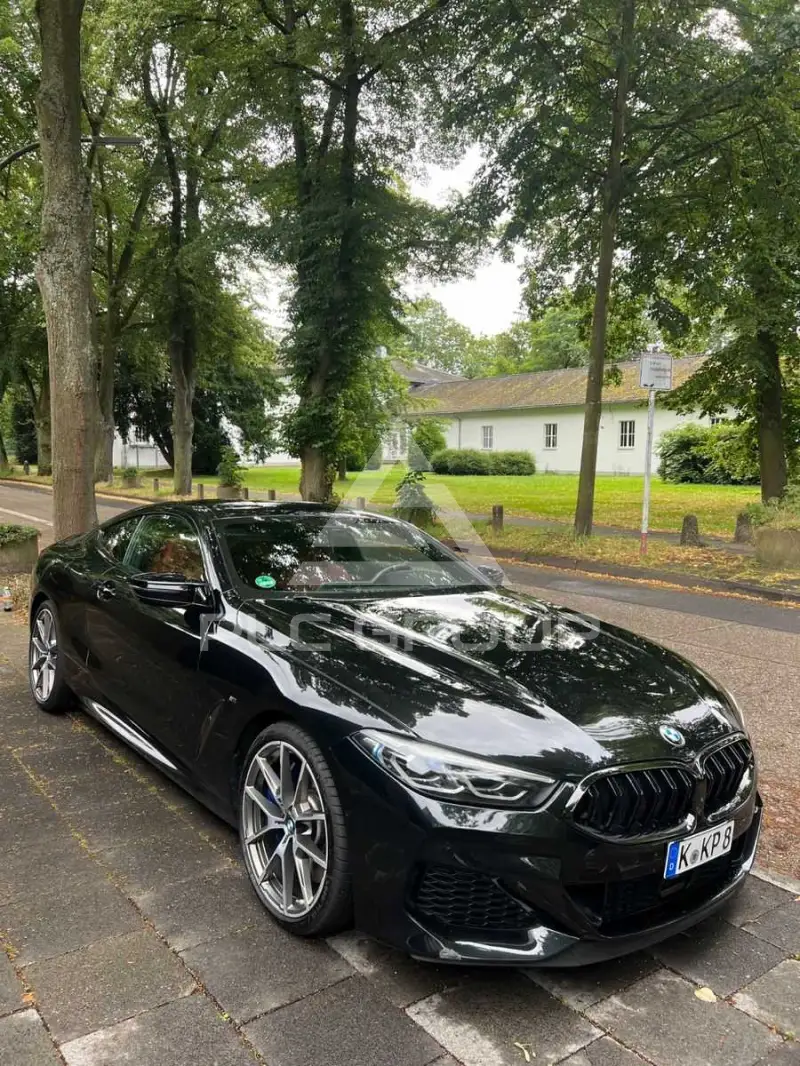 2018 BMW M8