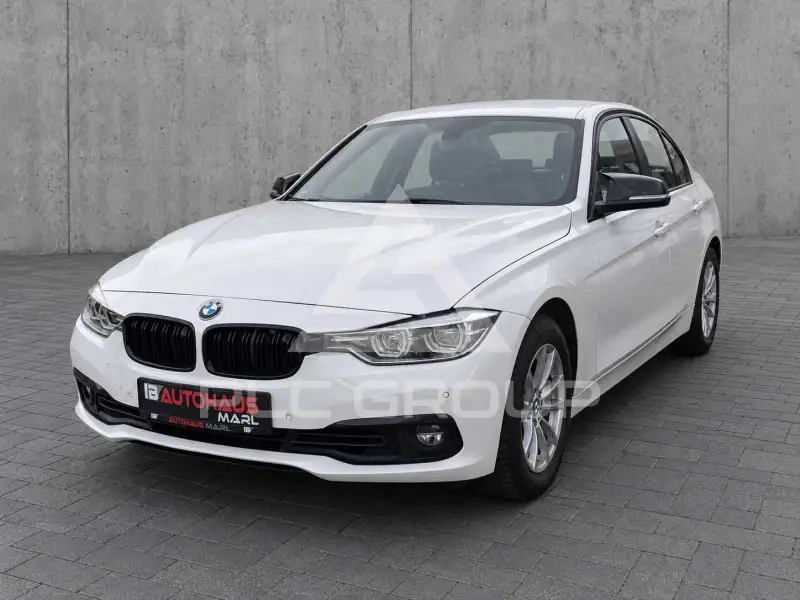 2018 BMW 318