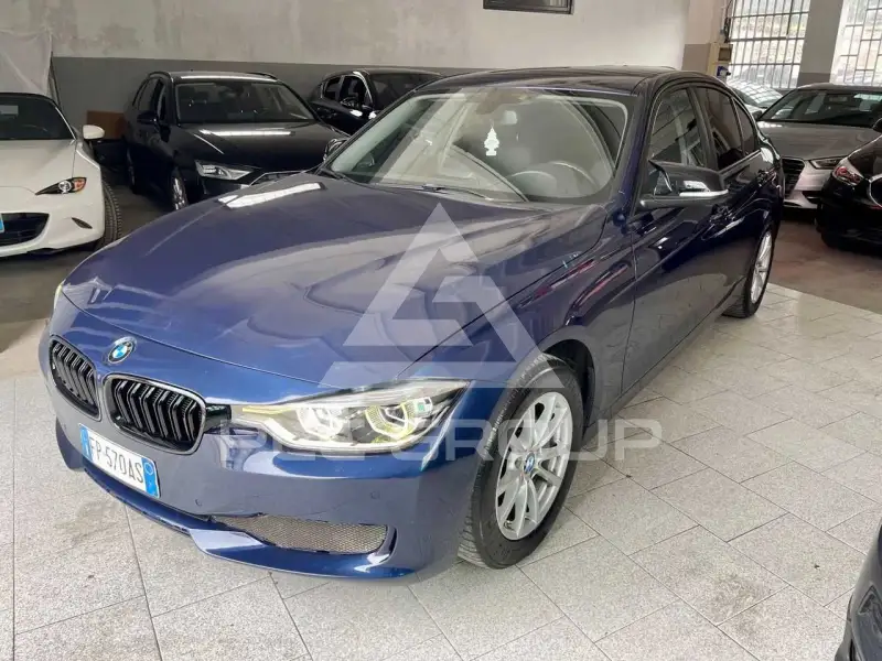 2018 BMW 318