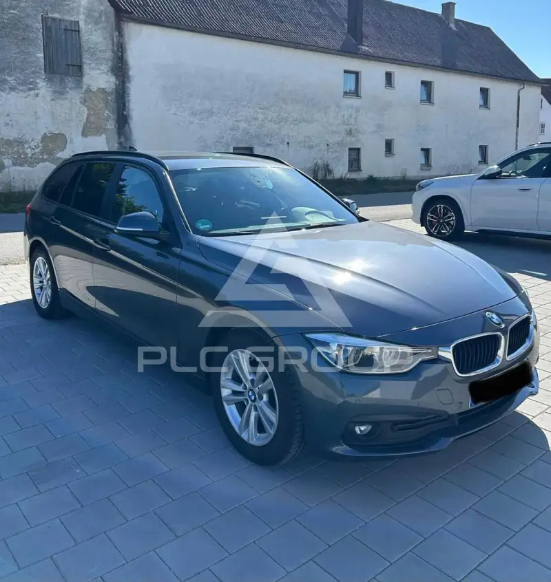 2018 BMW 318