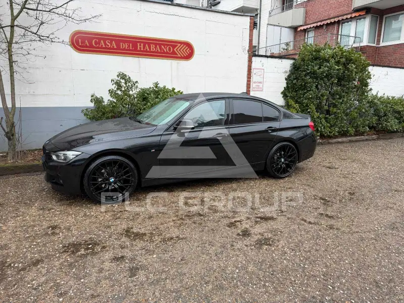 2018 BMW 318