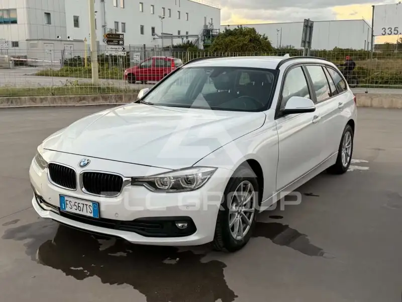 2018 BMW 318