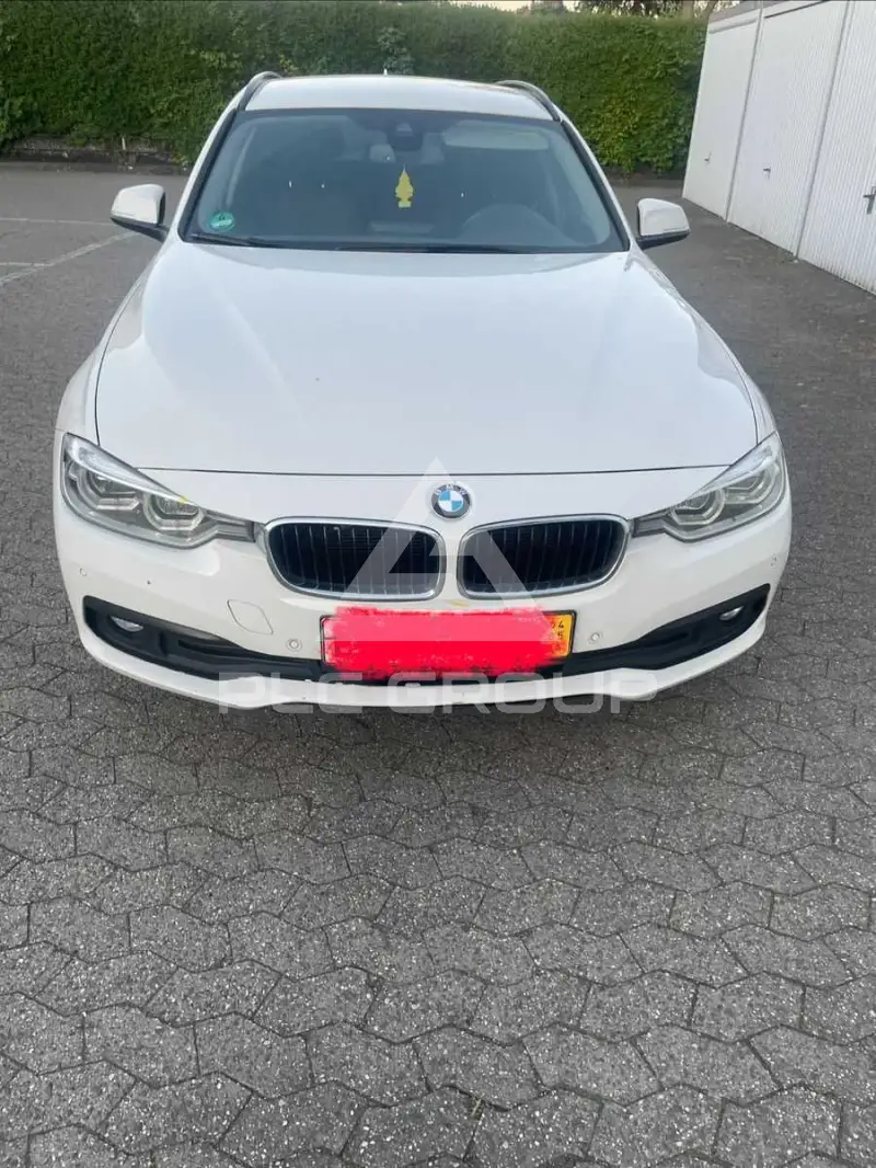 2018 BMW 318