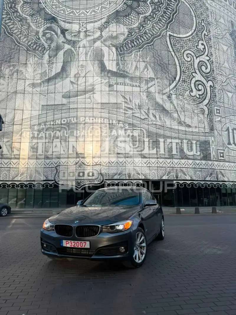 2018 BMW 320
