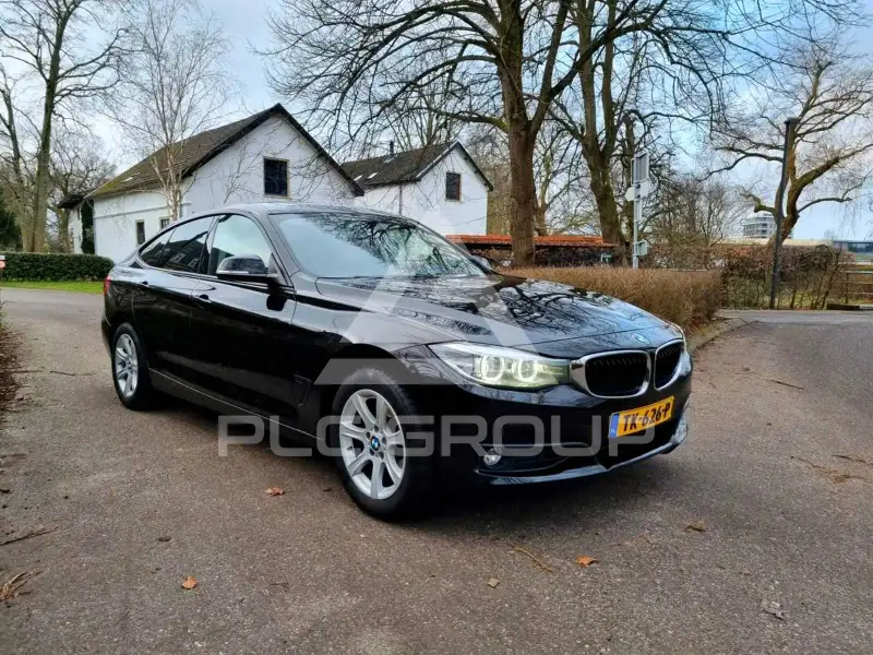 2018 BMW 320