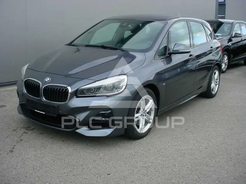 2018 BMW 220