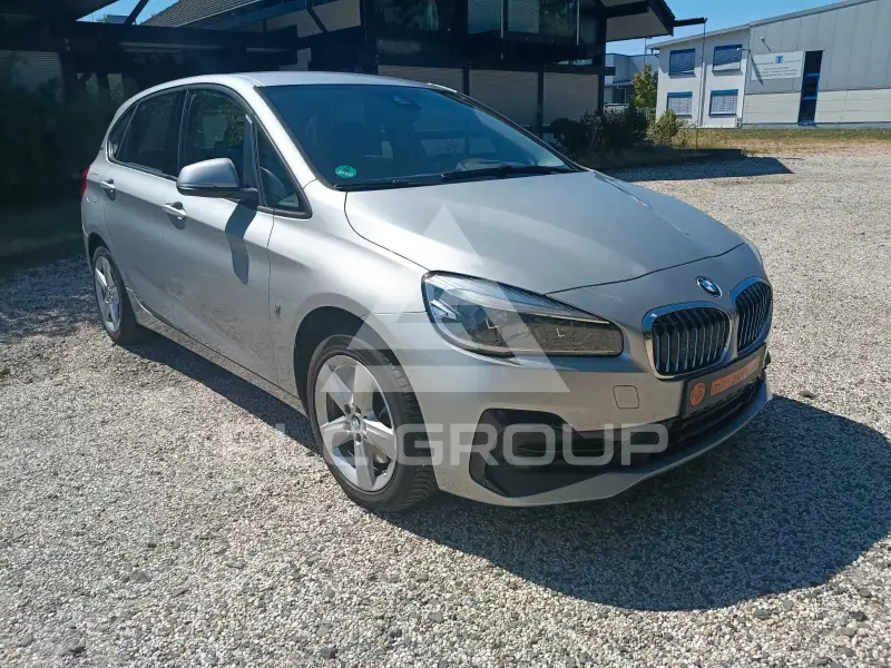 2018 BMW 225