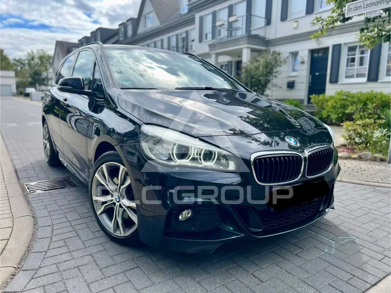 2018 BMW 225