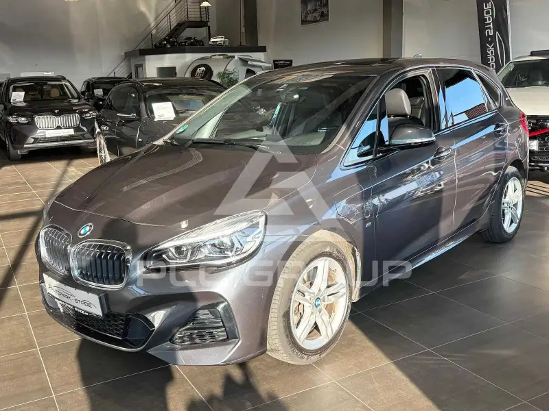 2018 BMW 225