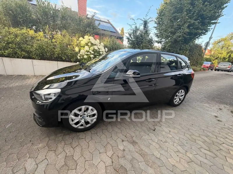 2018 BMW 225