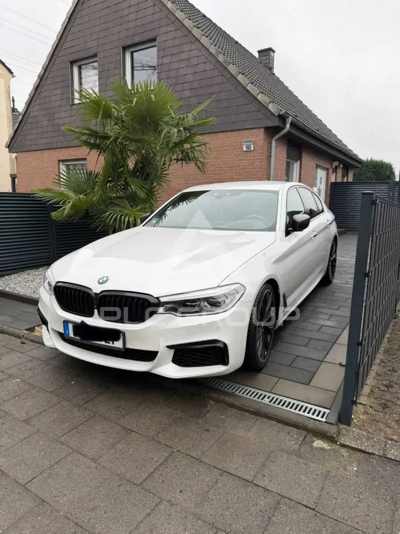 2018 BMW 550M