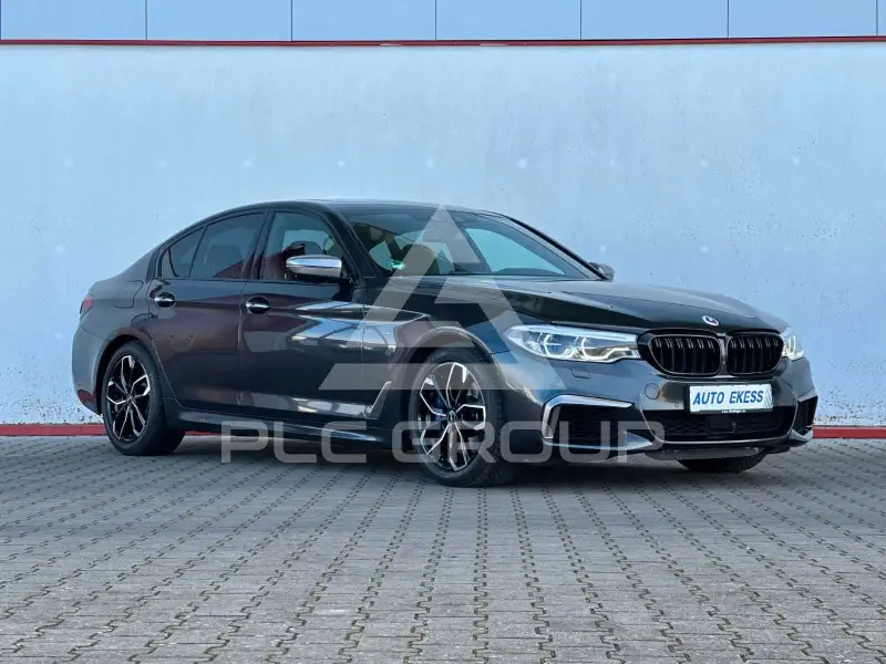 2018 BMW 550M