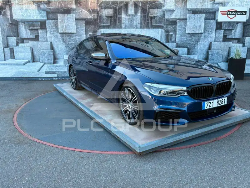 2018 BMW 550M