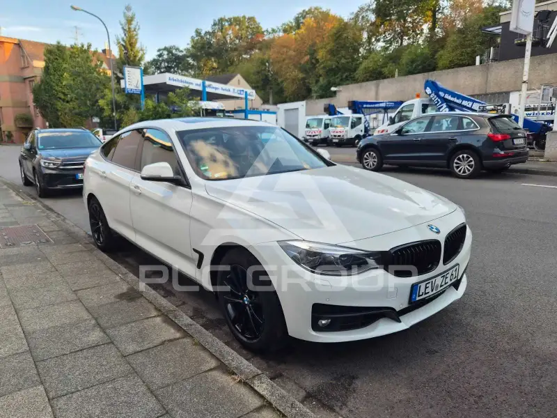 2018 BMW 330