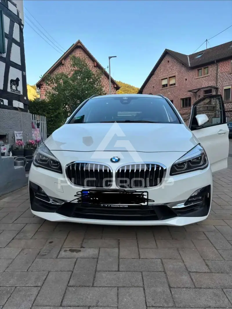 2018 BMW 220