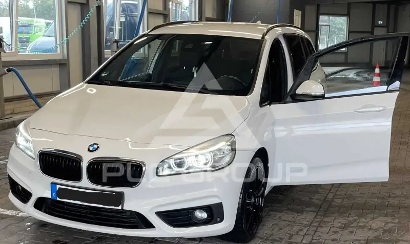 2018 BMW 220