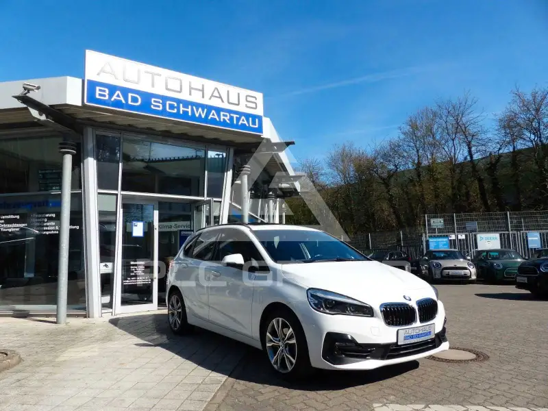 2018 BMW 218