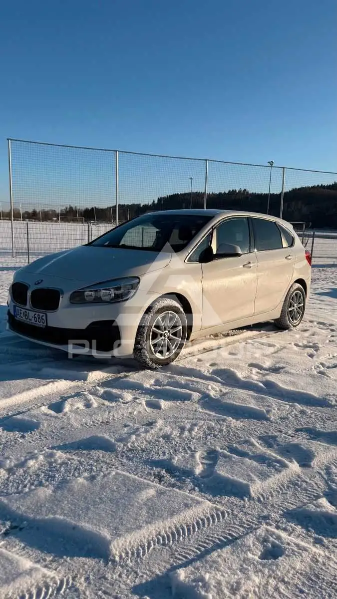 2018 BMW 218
