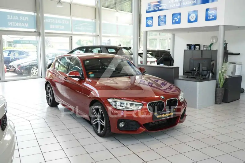 2018 BMW 120