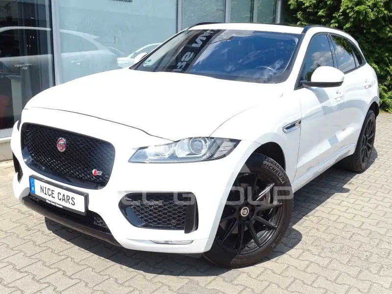 2018 Jaguar F-PACE