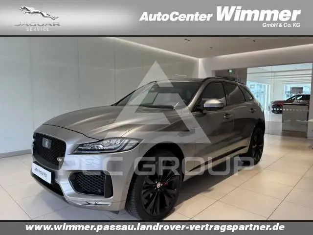 2018 Jaguar F-PACE
