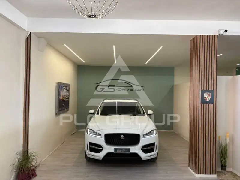 2018 Jaguar F-PACE