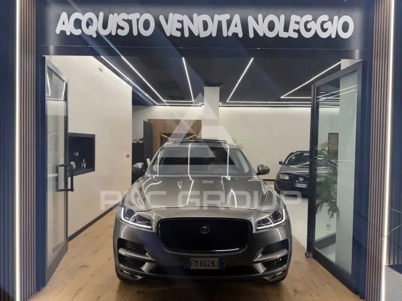 2018 Jaguar F-PACE