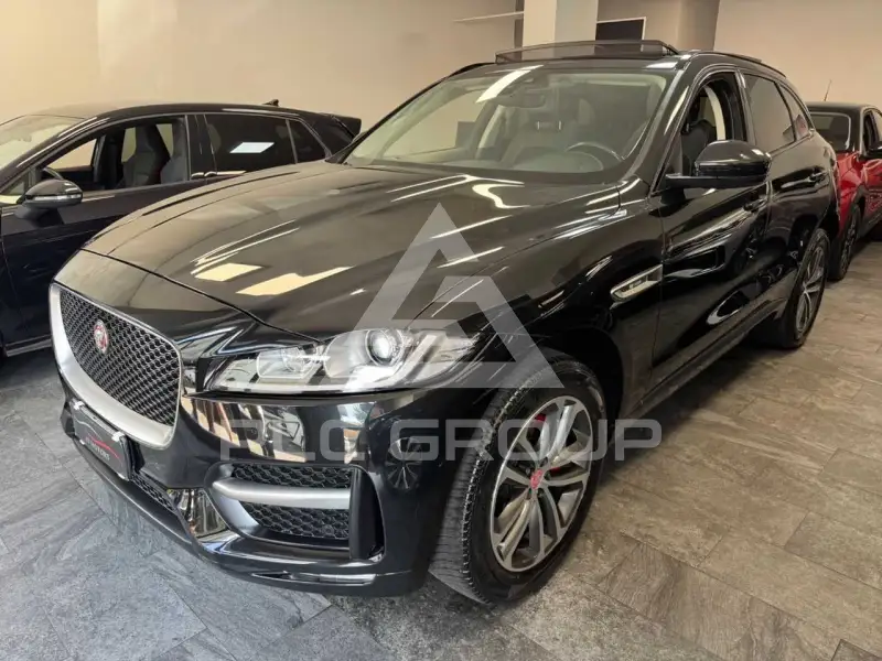 2018 Jaguar F-PACE