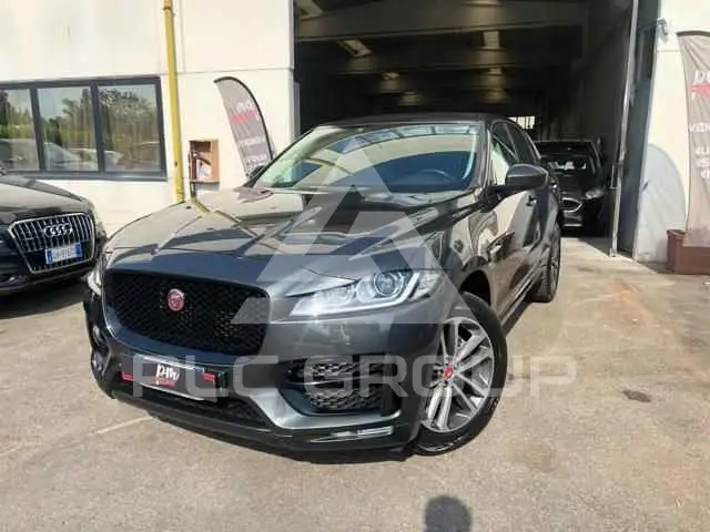 2018 Jaguar F-PACE
