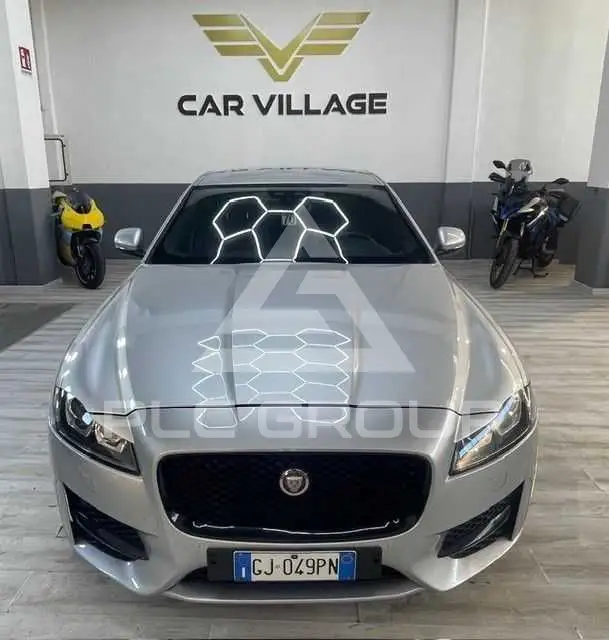 2018 Jaguar XF
