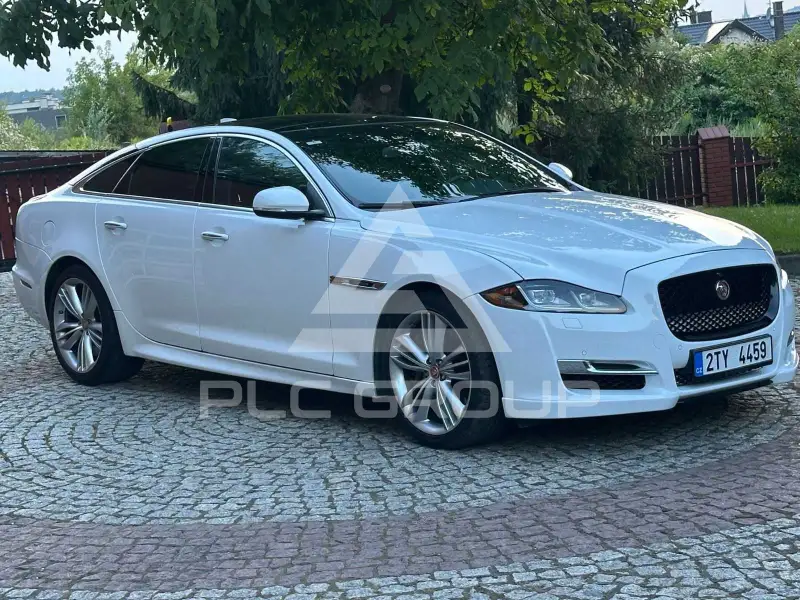 2018 Jaguar XJ