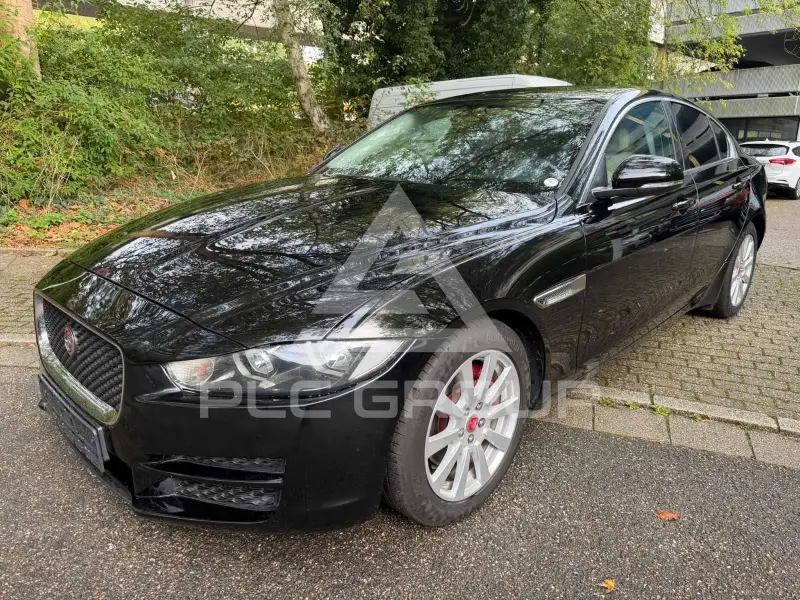 2018 Jaguar XE
