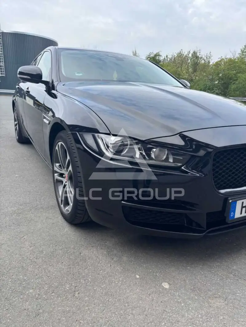 2018 Jaguar XE