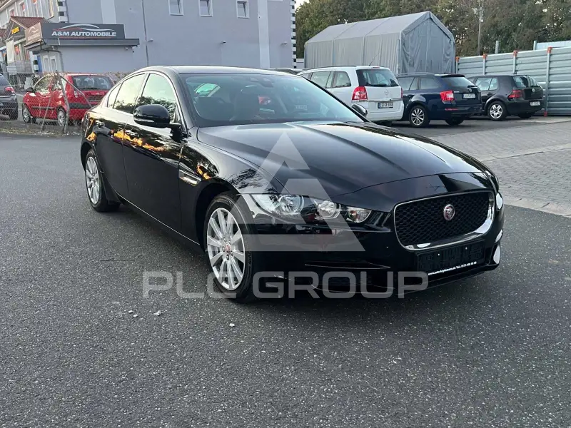 2018 Jaguar XE
