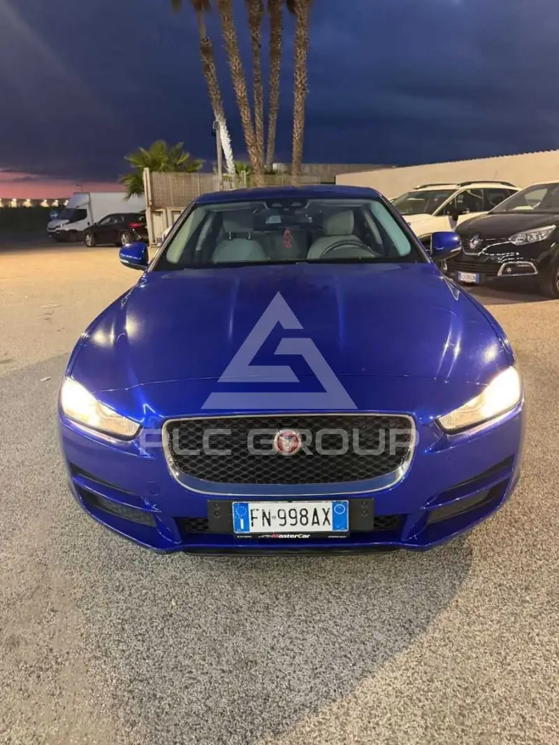 2018 Jaguar XE