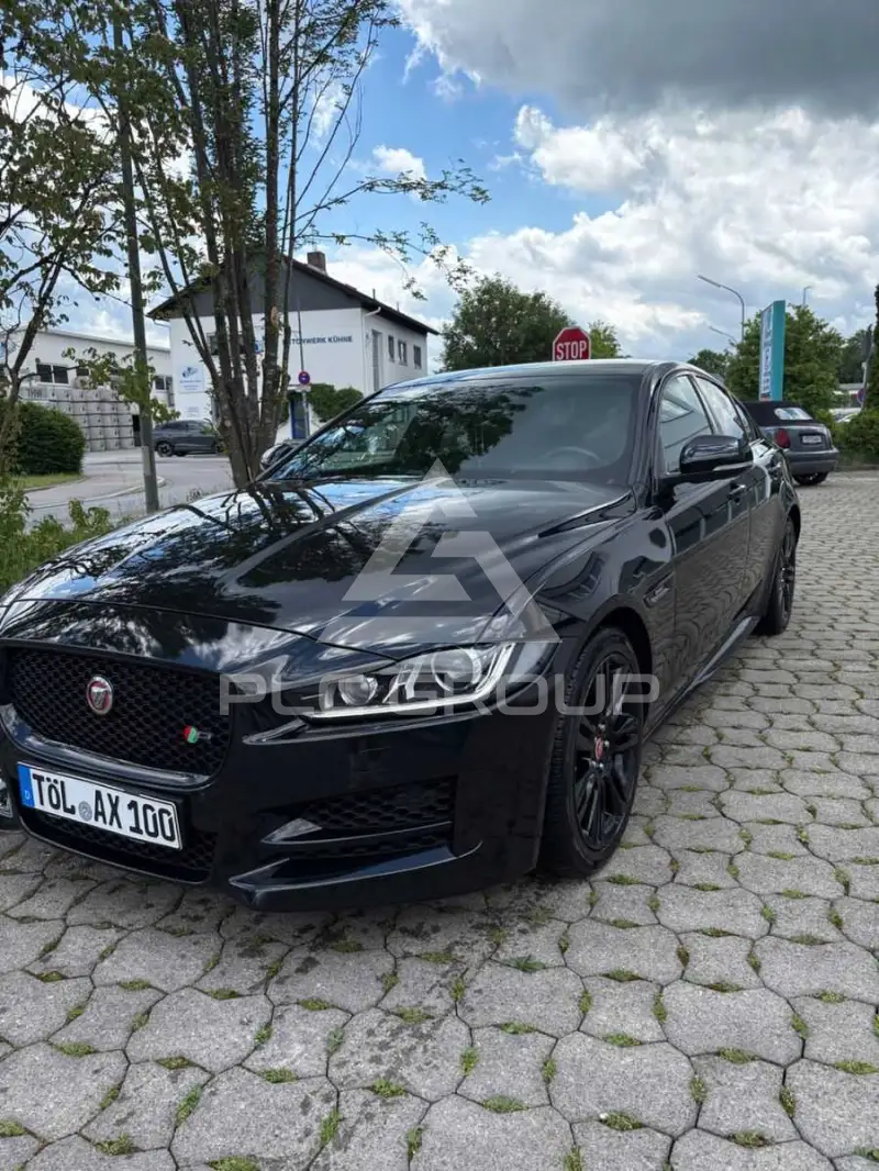2018 Jaguar XE