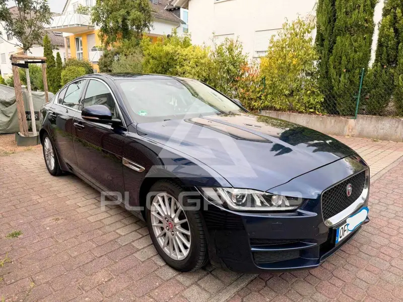 2018 Jaguar XE