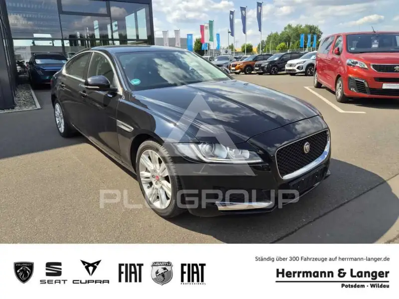 2018 Jaguar XE