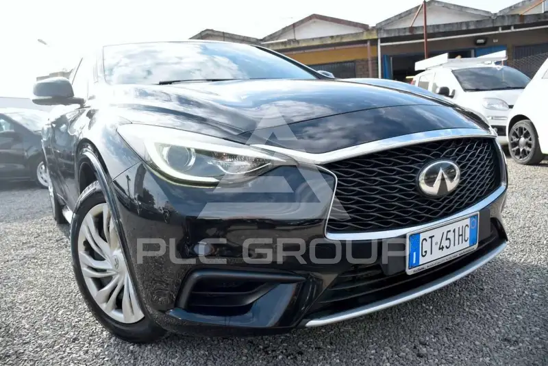 2018 Infinity Q30