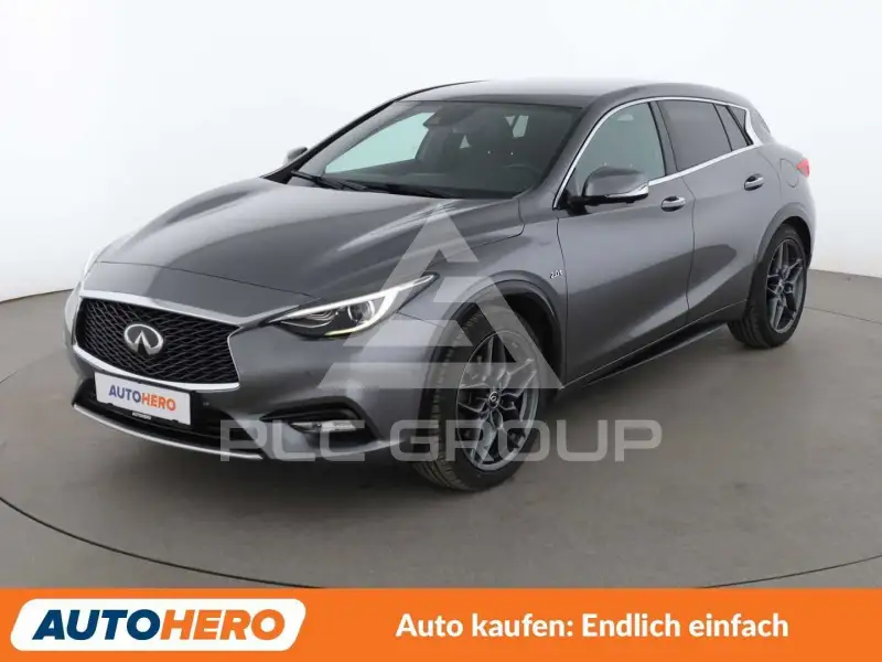 2018 Infinity Q30