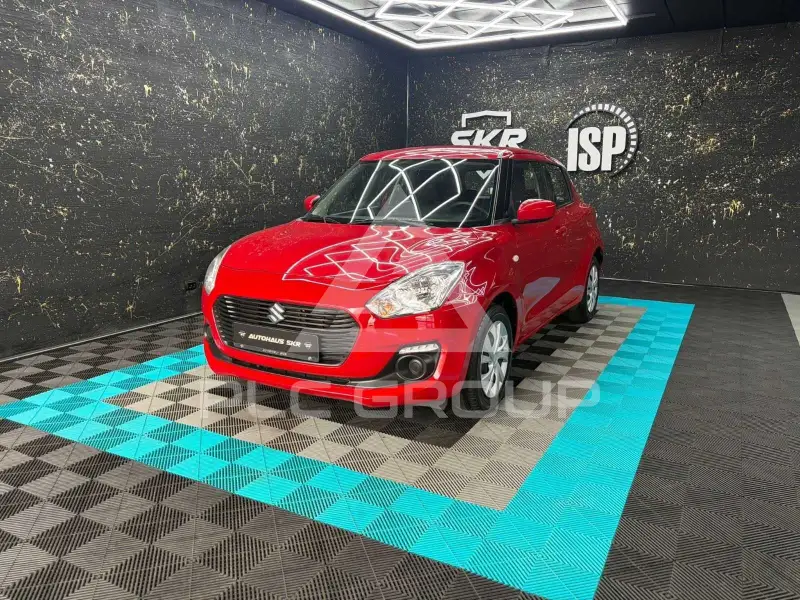 2018 Suzuki SWIFT