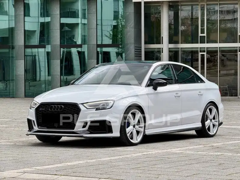 2018 Audi RS3