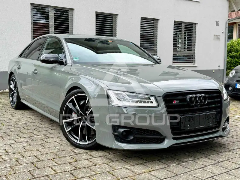 2018 Audi S8