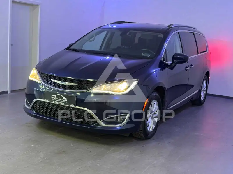 2018 Chrysler PACIFICA