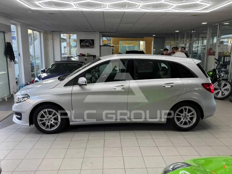 2018 Mercedes Benz B 200