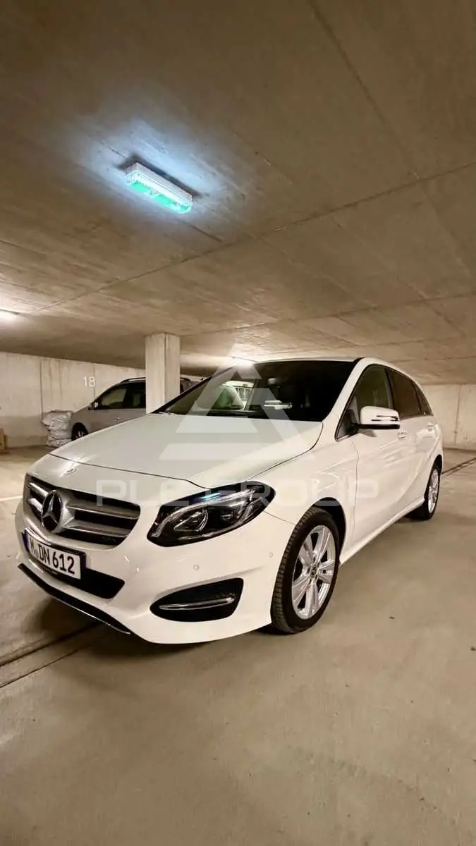 2018 Mercedes Benz B 200