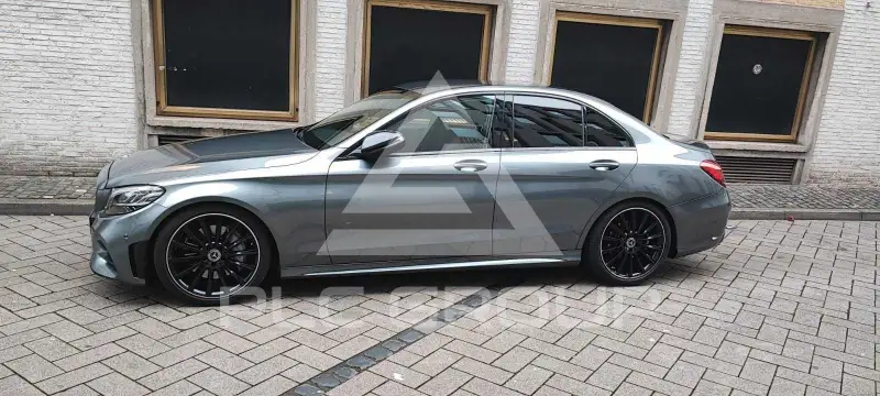 2018 Mercedes Benz C 400