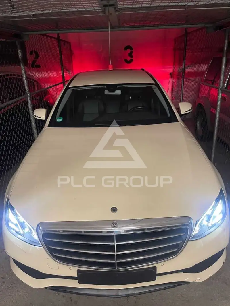 2018 Mercedes Benz E 200