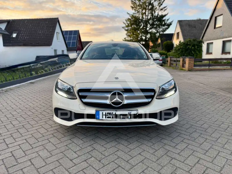 2018 Mercedes Benz E 200
